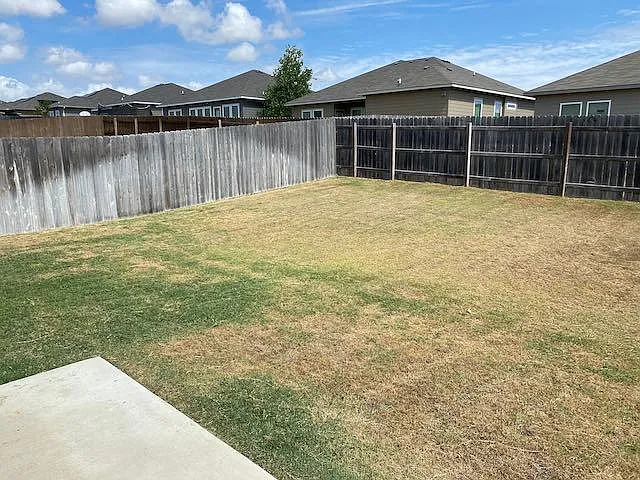 2406 Petersburg Ln — Photo 7