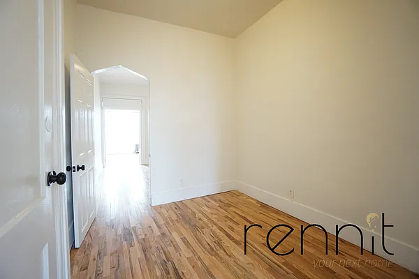 Rented by Rennit Inc. | media 2
