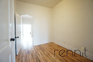 Rented by Rennit Inc.