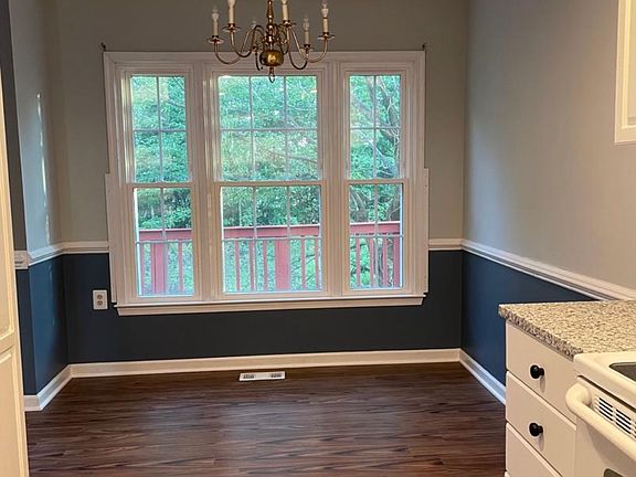 5th image of 8048 Hilliard Dr #1
