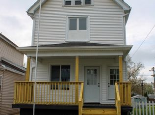 353 S 5th Ave, Kankakee, IL 60901