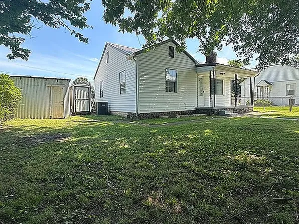 2 27th St, Huntington, WV 25702