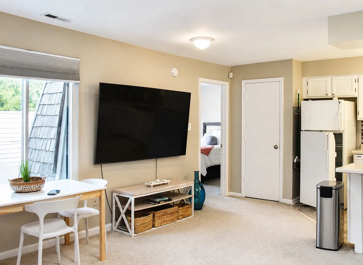 2 bed, 948 sqft, $1,950 — Photo 4