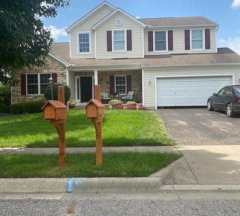 2nd image of 350 Linden Cir
