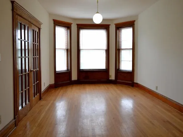 848 W Waveland Ave APT 2, Chicago, IL 60613
