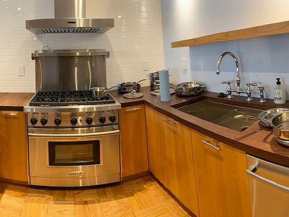 2nd image of 151 Tremont St APT 20R