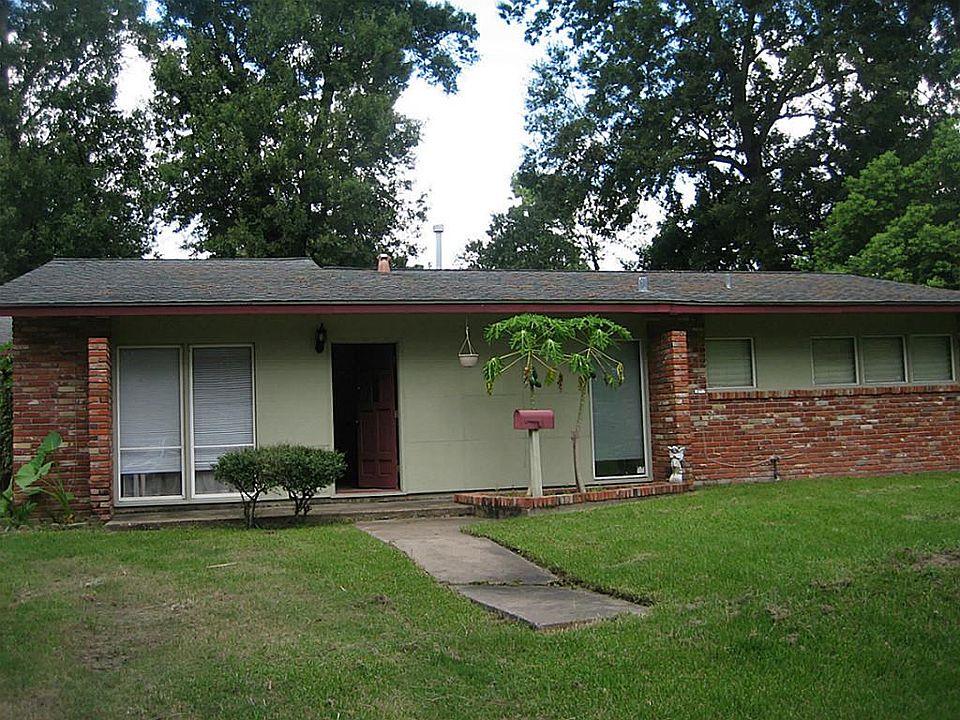 1st image of 19 Pine Creek Ct