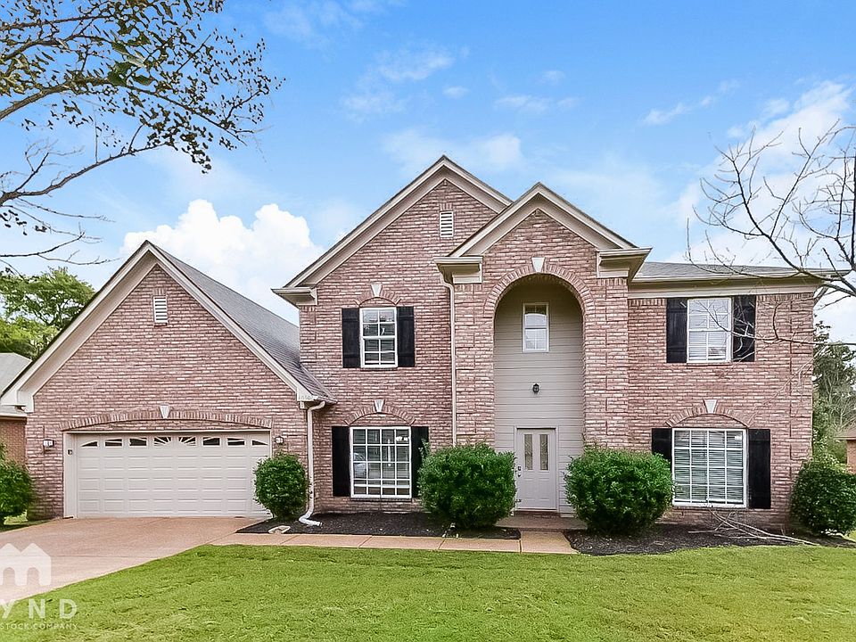 1st image of 4050 Sidlehill Dr