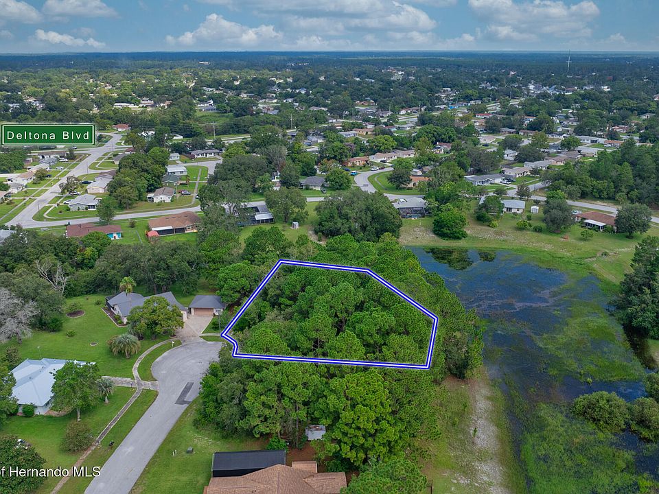 2nd image of Lakeview Ct