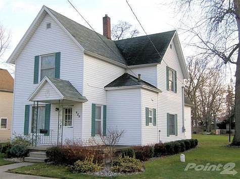 1st image of 429 Brady St