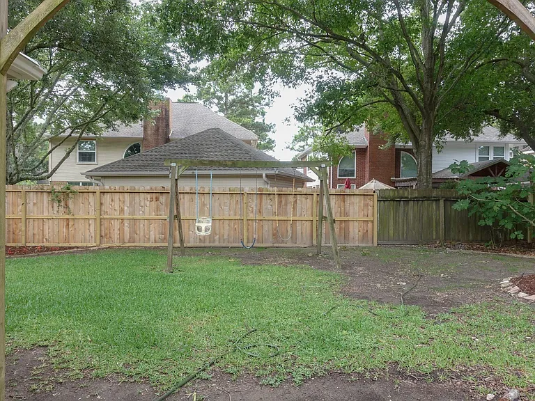 20735 Spring Rose Dr — Photo 17