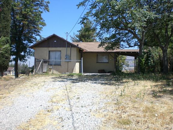 4th image of 22154 Bay Ave