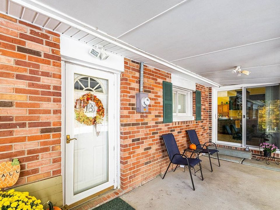 1st image of 3023 S North Hill Dr