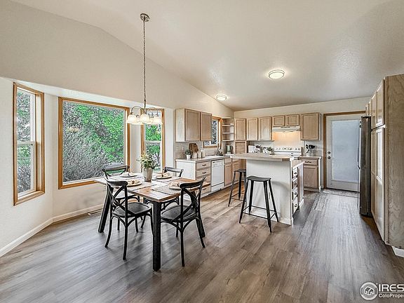 3rd image of 184 Morgan Dr