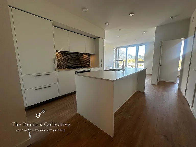 1500 Scott Cres — Photo 5