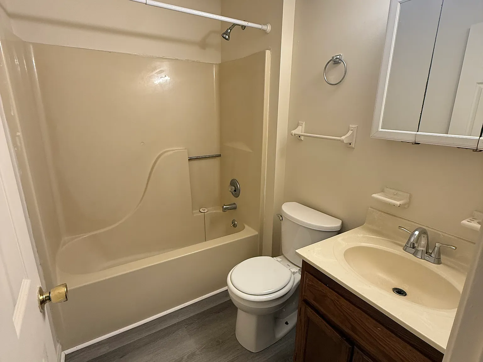 1135 N Buckman St — Photo 4