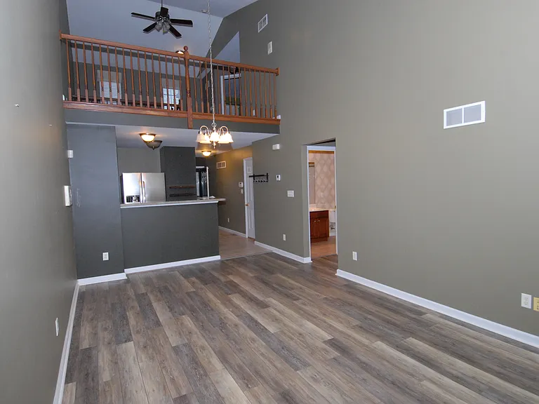 603 Country Village Dr — Photo 5