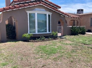 8214 S 3rd Ave, Inglewood, CA 90305