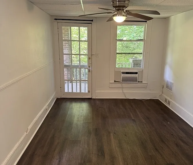1021 W End Blvd #4 — Photo 8