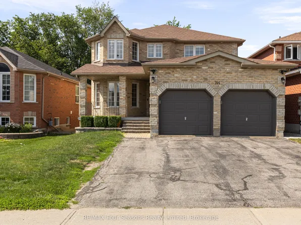 144 Country Ln, Barrie, ON L4N 0N1