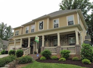 8230 Dumphries Dr, Huntersville, NC 28078