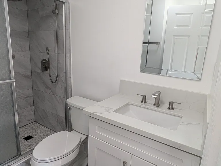 4651 Rosewood St #A — Photo 11