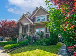 3233 147th St, Surrey, BC V4P 1Z8