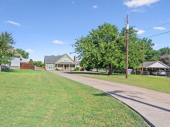 2nd image of 744 N Old Robinson Rd