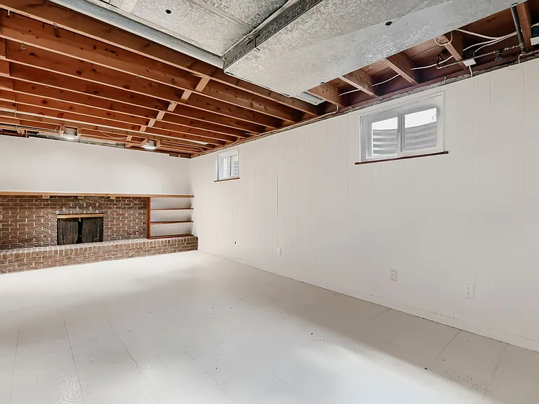 1290 Judson Dr — Photo 26
