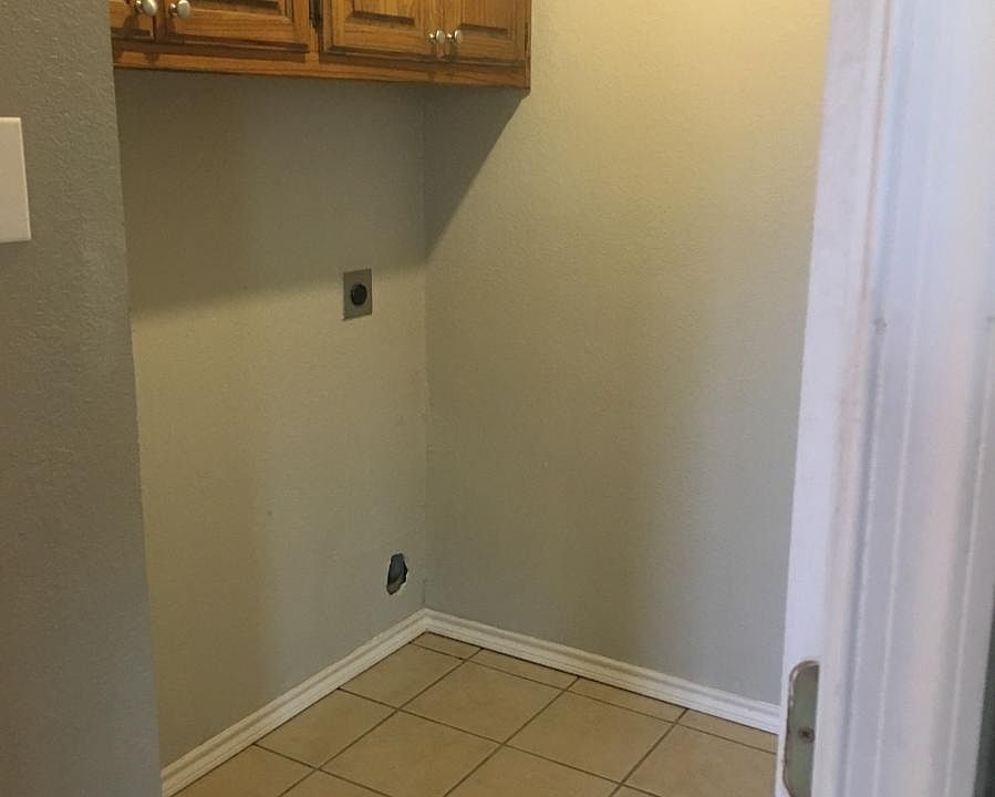 Washer/dryer connections