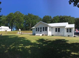 2110 Ozark Ave, Cabool, MO 65689