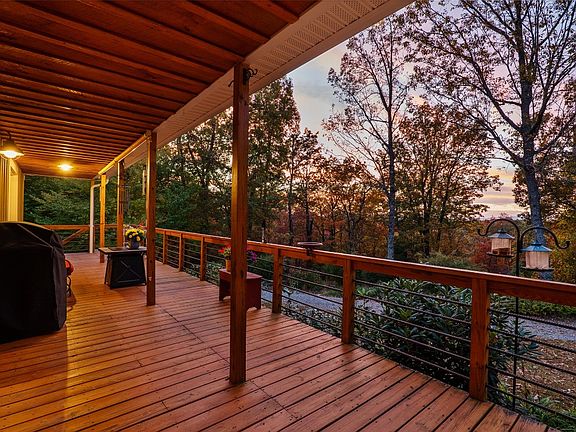 30th image of this home