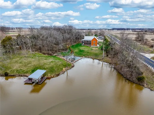 16035 N 850th St, Shumway, IL 62461