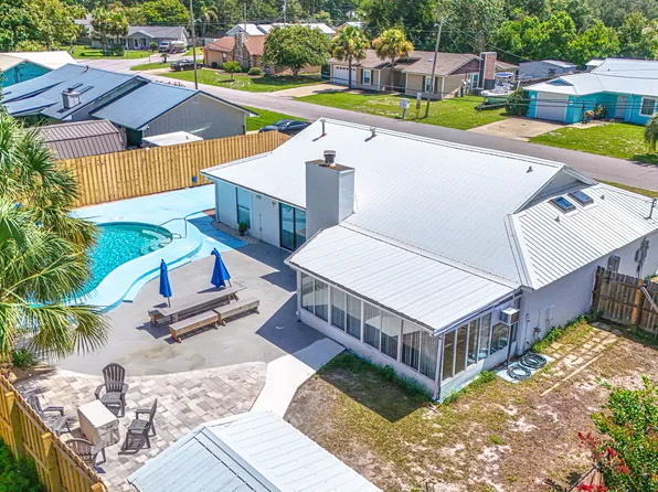 103 Razz Way, Panama City Beach, FL 32408