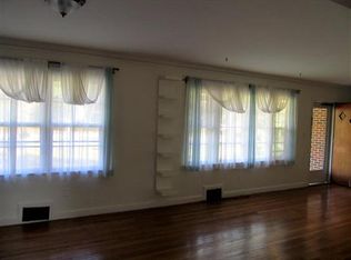 2793 Fairoaks Rd, Decatur, GA 30033