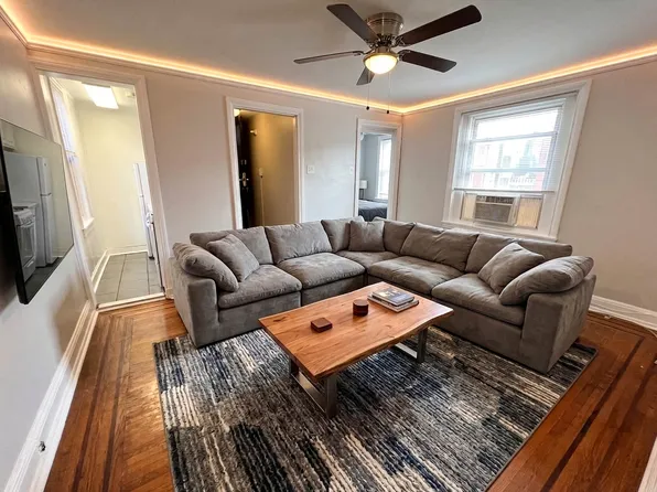 400 S 9th St APT 3R, Philadelphia, PA 19147