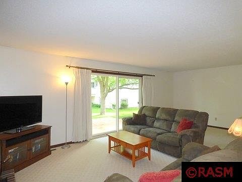 4th image of 102 Eastwood Dr