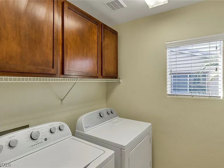 9027 Bold Venture Ct — Photo 20