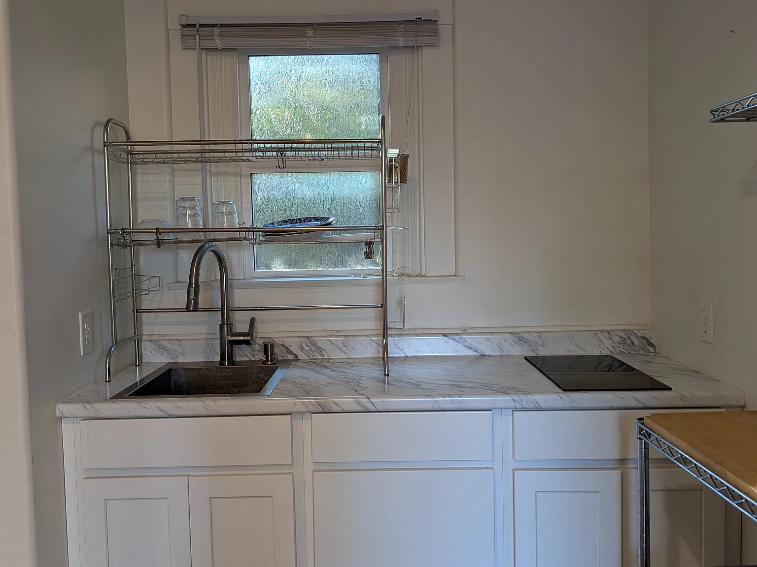 Studio, 500 sqft, $800 — Photo 3