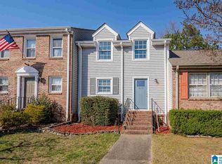 618 Cahaba Manor Ln, Pelham, AL 35124