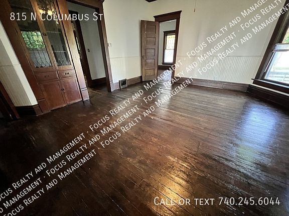 5th image of 815 N Columbus St