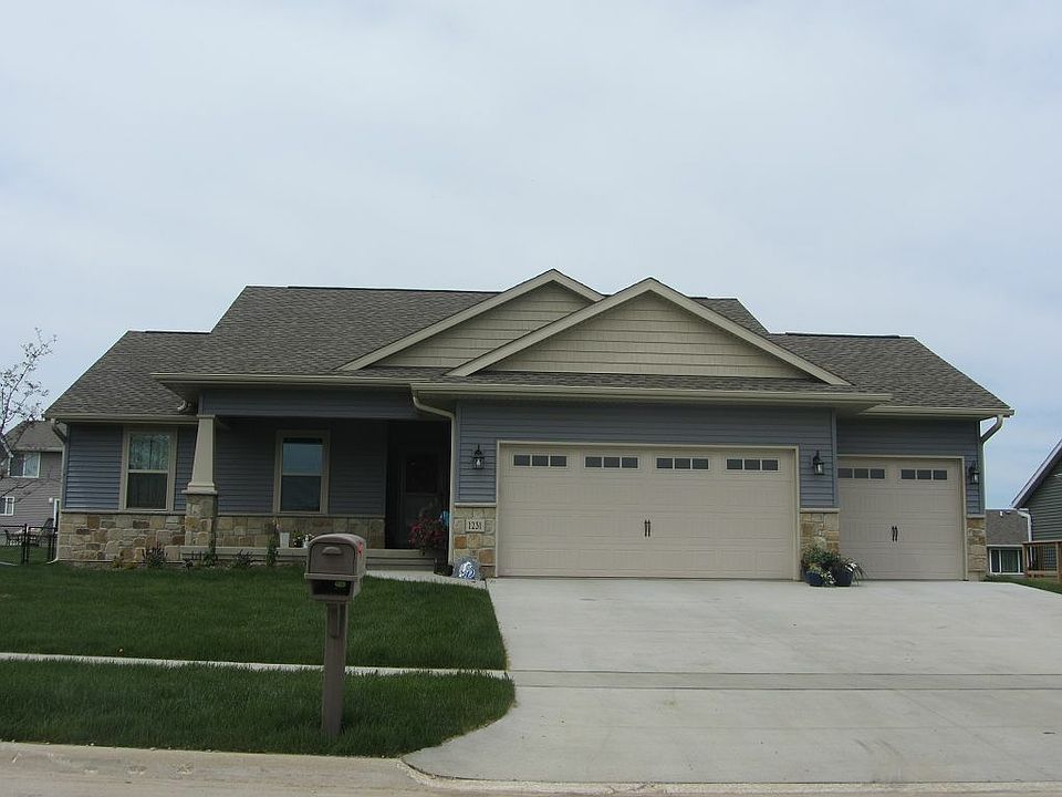 1st image of 1231 Algonquin Dr