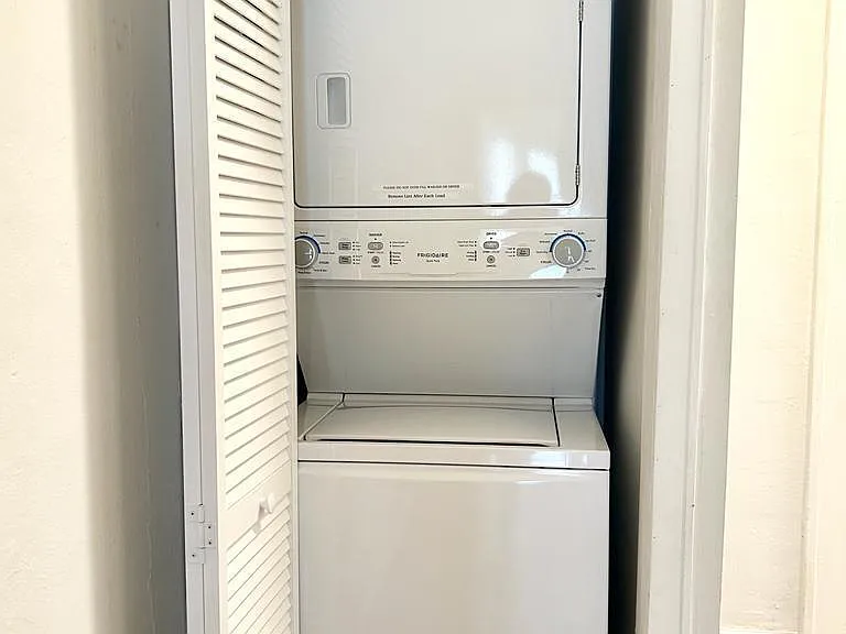 2805 Park St #2805 — Photo 11