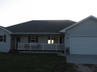 3600 Meadowlark Ln, North Platte, NE 69101