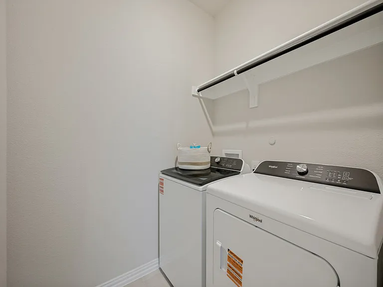715 Dotty Dr — Photo 14
