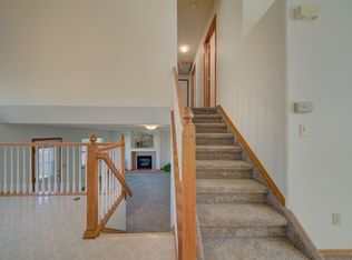 6735 Bear Tooth Dr, Colorado Springs, CO 80923