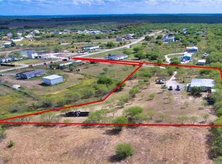 330 Amanecer Dr, Lockhart, TX 78644