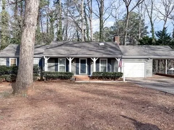 104 Baldwin Cir, Garner, NC 27529