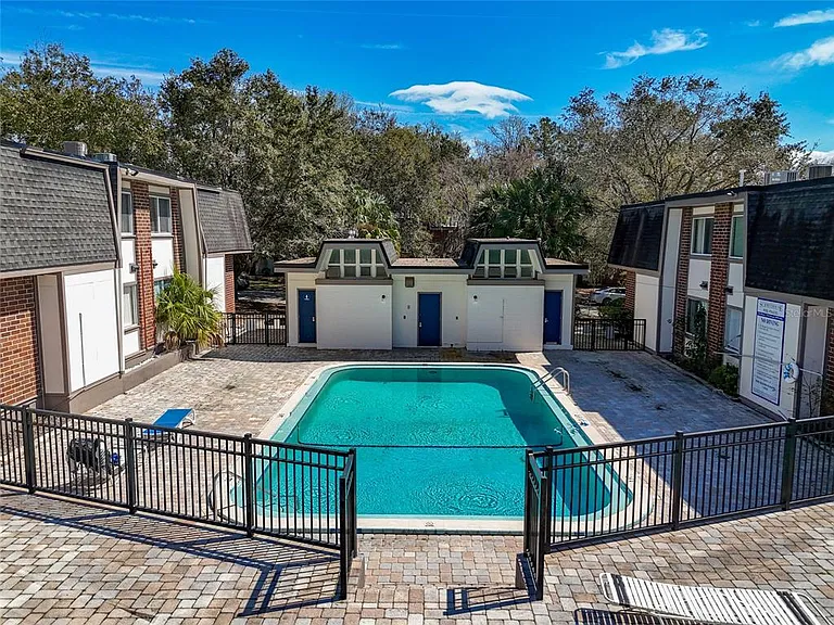 1700 SW 16th Ct #B28 — Photo 16