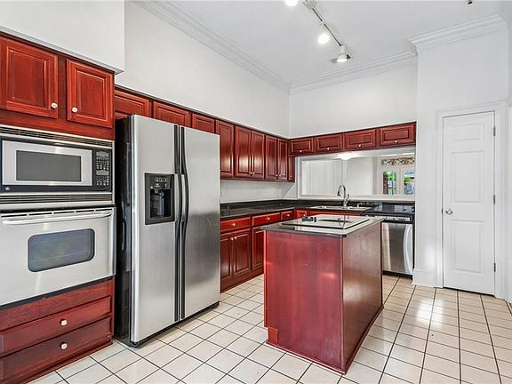 4th image of 4422 Lake Vista Dr